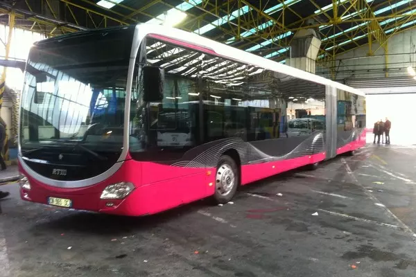 Essais bus BHNS pour RTM, dépôts Arenc et Capelette à Marseille (13)